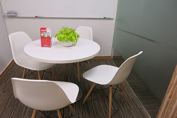 4人小間會議室