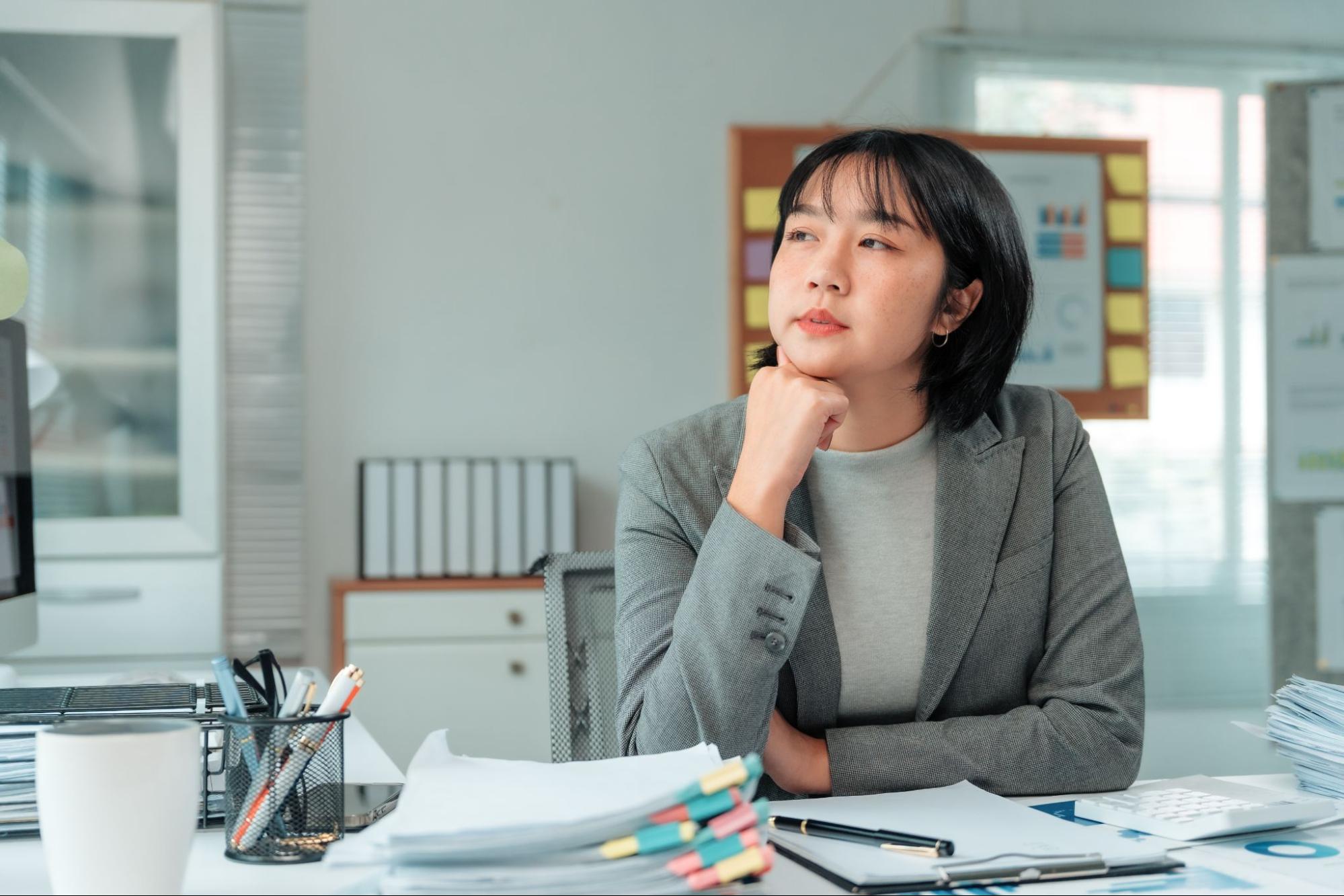 公司名稱怎麼取？應避免與現有公司重複，並只能使用中文命名